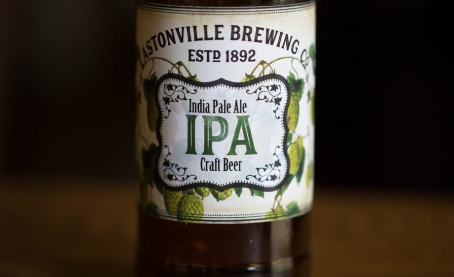 Vintage Style IPA Label - Customizable for Homebrew India Pale Ale Label with Hops around the Vintage style border